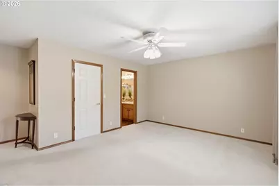 679 NE Maryann Ct, Hillsboro, OR 97124 - Photo 26