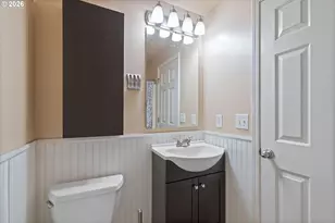 570 SW Honeysuckle Ct, McMinnville, OR 97128 - Photo 18