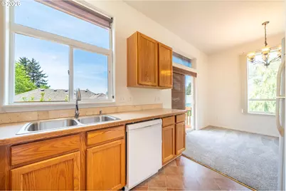 1844 SE 19th St, Lincoln City, OR 97367 - Photo 12