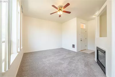 1844 SE 19th St, Lincoln City, OR 97367 - Photo 6