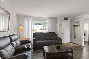 999 Blanco Ave, Coos Bay, OR 97420 - Photo 6