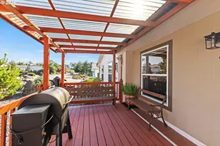 999 Blanco Ave, Coos Bay, OR 97420 - Photo 4