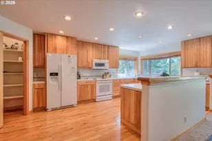 57864 Blue Grouse Ln, Bend, OR 97707 - Photo 10