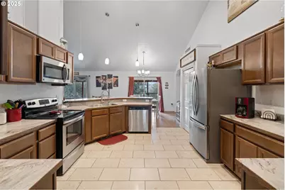 223 Oxbow Lake Ln, Onalaska, WA 98570 - Photo 12