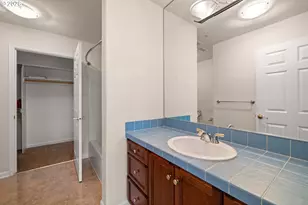 4884 NW Promenade Terrace, Portland, OR 97229 - Photo 20