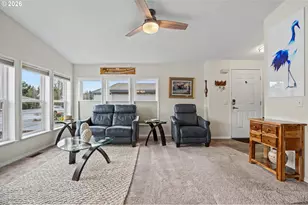 2120 Robins Ln, Salem, OR 97306 - Photo 14