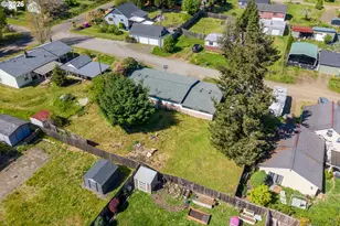 11766 Walnut Ave, Mapleton, OR 97453 - Photo 8