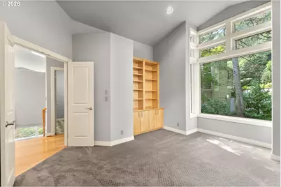 6719 S Corbett Ave, Portland, OR 97219 - Photo 22