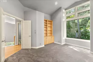 6719 S Corbett Ave, Portland, OR 97219 - Photo 22
