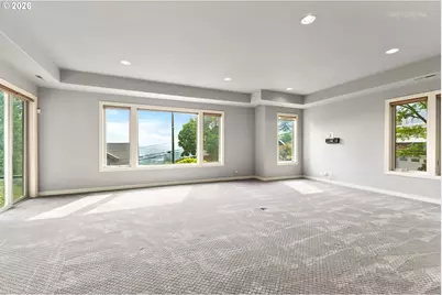 6719 S Corbett Ave, Portland, OR 97219 - Photo 22