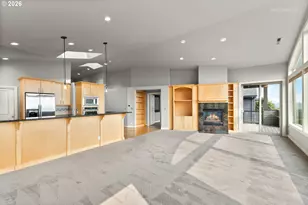 6719 S Corbett Ave, Portland, OR 97219 - Photo 8