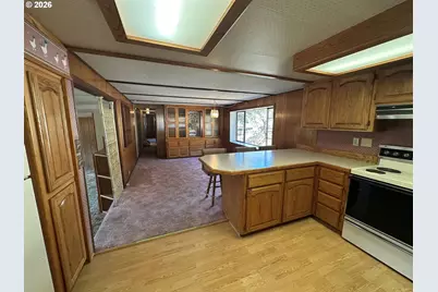 141 Mountainspring Ln, Sutherlin, OR 97479 - Photo 16