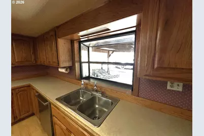 141 Mountainspring Ln, Sutherlin, OR 97479 - Photo 14