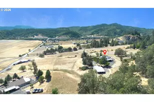 141 Mountainspring Ln, Sutherlin, OR 97479 - Photo 36