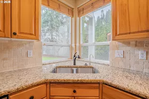 15406 NE 23rd St, Vancouver, WA 98684 - Photo 10