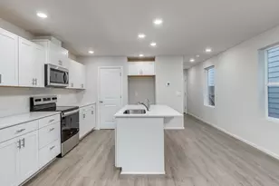 4426 SE Fisher's Crk Dr, Vancouver, WA 98683 - Photo 6