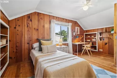2023 SE Yukon St, Portland, OR 97202 - Photo 24