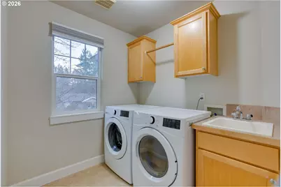 2257 SE 76th Ave, Portland, OR 97215 - Photo 26