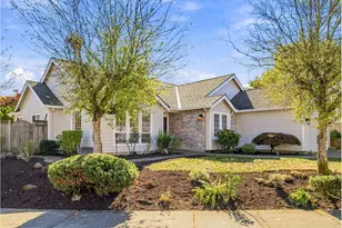 28620 SW Crestwood Dr, Wilsonville, OR 97070 - Photo 2