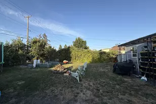 2460 E St, Springfield, OR 97477 - Photo 42