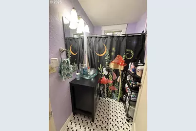 2460 E St, Springfield, OR 97477 - Photo 24