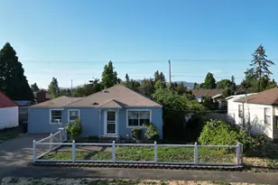 2460 E St, Springfield, OR 97477 - Photo 4