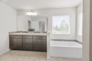 108 N 34th Ct, Ridgefield, WA 98642 - Photo 32