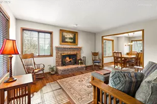 16063 SW Westminster Dr, Tigard, OR 97224 - Photo 2
