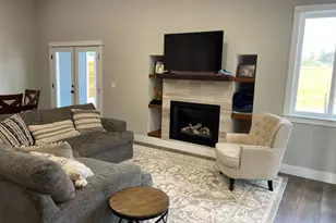 88051 Lake Point Dr, Florence, OR 97439 - Photo 4