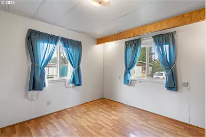 7080 Thurston Rd #02, Springfield, OR 97478 - Photo 8