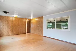 7080 Thurston Rd, Springfield, OR 97478 - Photo 6