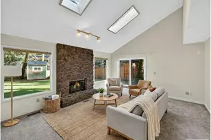 7853 SW Willowbottom Way, Portland, OR 97224 - Photo 8