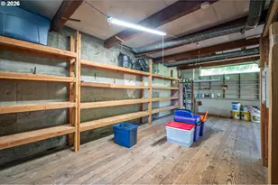 1077 F St, Coos Bay, OR 97420 - Photo 38