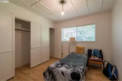 1077 F St, Coos Bay, OR 97420 - Photo 28