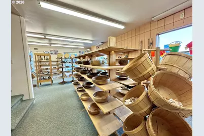 1205 Oregon St, Port Orford, OR 97465 - Photo 10