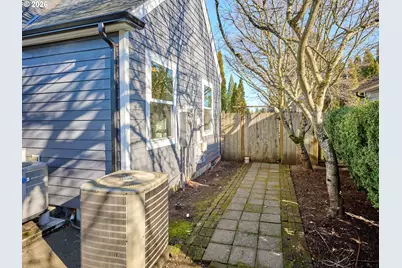 285 NE 3rd Ave, Canby, OR 97013 - Photo 32