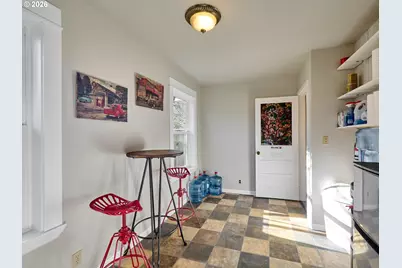 285 NE 3rd Ave, Canby, OR 97013 - Photo 18