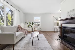 11610 NE Fremont Ct, Portland, OR 97220 - Photo 4