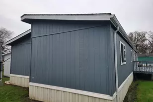 1050 W Central Ave, Sutherlin, OR 97479 - Photo 2