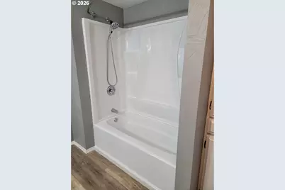 1050 W Central Ave, Sutherlin, OR 97479 - Photo 14