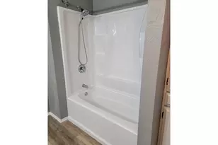 1050 W Central Ave, Sutherlin, OR 97479 - Photo 14