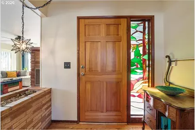 760 SE Birch St, Sweet Home, OR 97386 - Photo 2