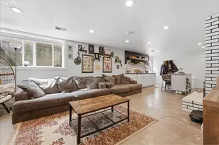 6910 Northeast Pacific Street, Portland, OR 97213 - Photo 34