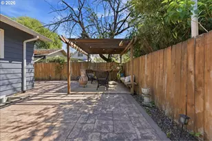 6910 Northeast Pacific Street, Portland, OR 97213 - Photo 24