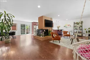 6910 Northeast Pacific Street, Portland, OR 97213 - Photo 8