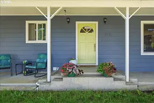 6910 Northeast Pacific Street, Portland, OR 97213 - Photo 2