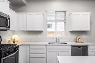 2938 Fenya St, Springfield, OR 97477 - Photo 14