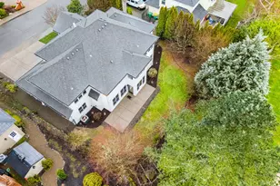 17558 SW Kemmer View Ct, Beaverton, OR 97007 - Photo 32