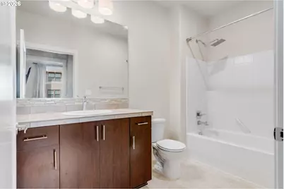 17124 SW Appledale Rd #401, Beaverton, OR 97007 - Photo 8