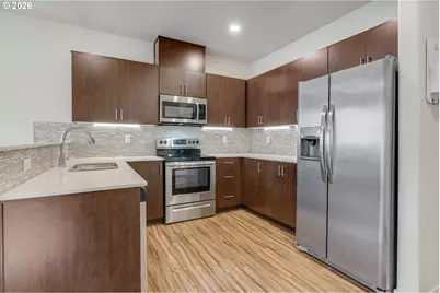 17124 SW Appledale Rd #401, Beaverton, OR 97007 - Photo 6